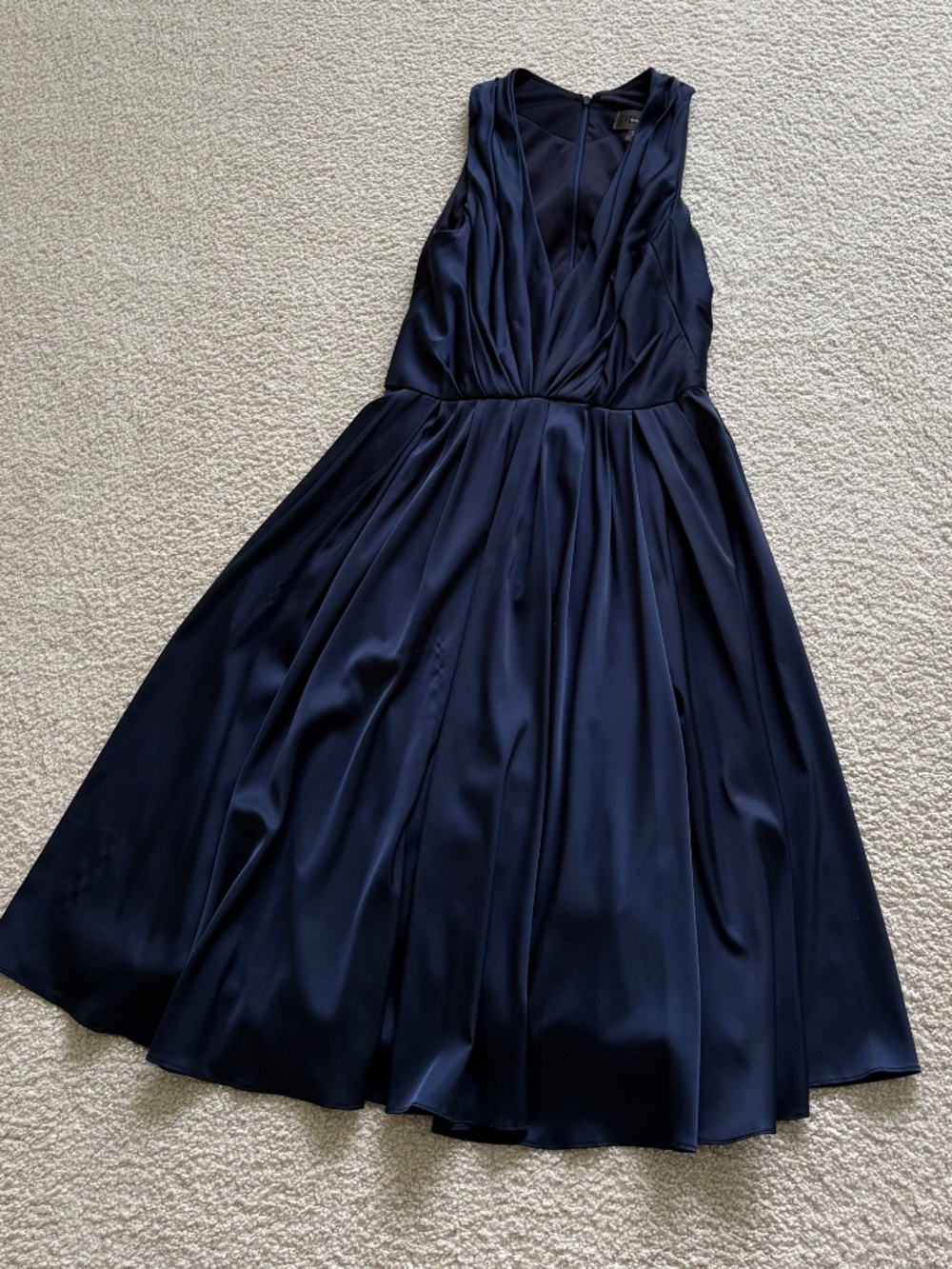 Vera Wang Navy Cocktail/Evening/Bridesmaid Dress Elegant Satin Size 6 Worn Once